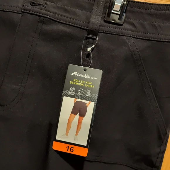 NWT Women's Eddie Bauer Black Rolled Hem Bermuda Shorts, Adjustable, UPF50 - Picture 2 of 9